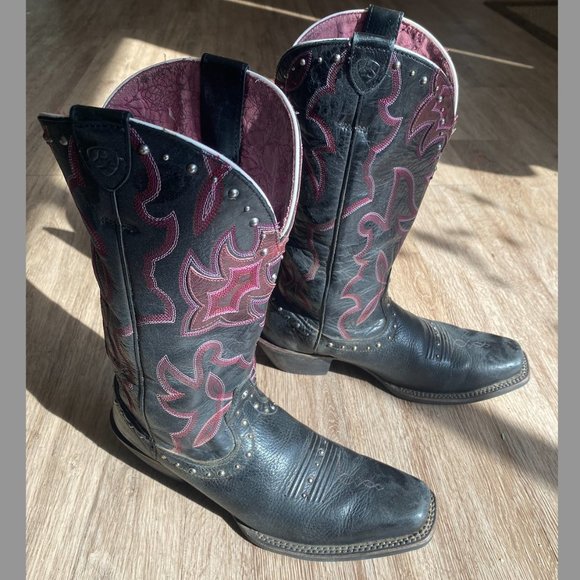 Ariat Runaway Studded Leather Cowboy Boots 10009536